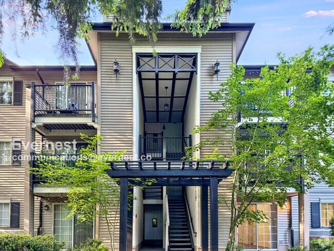Building Photo - 916 3rd Ave Unit APT A106