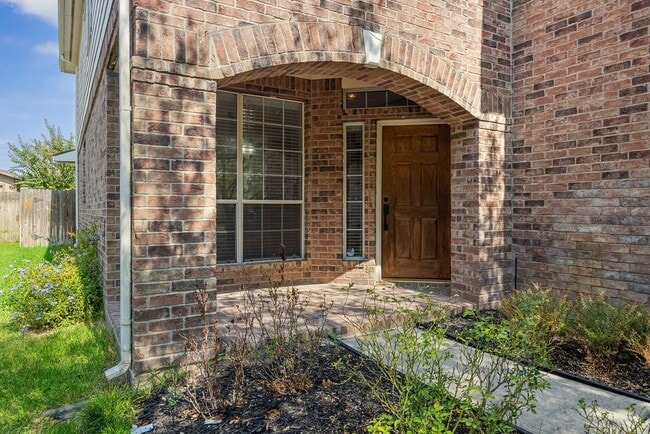 Building Photo - 18006 Cypress Valley Ln