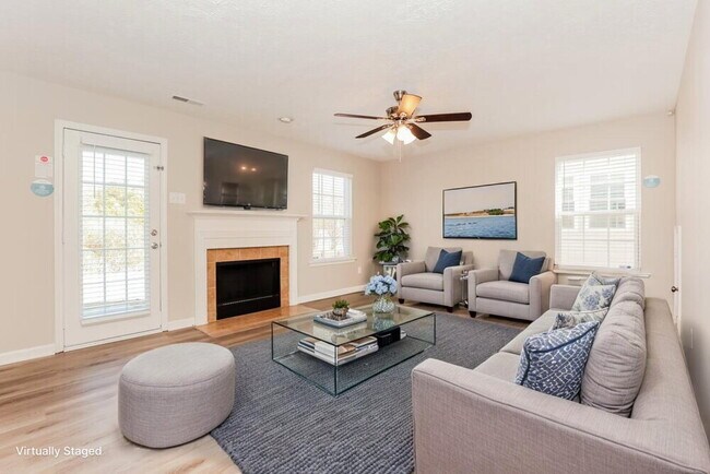 2805 Windcrest Tr