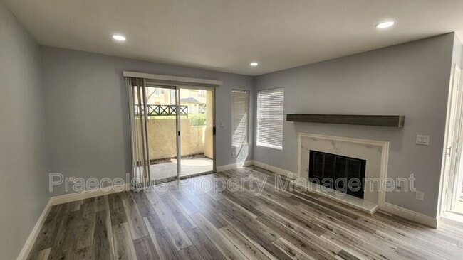 Photo - 2047 Lakeridge Cir Unidad #104