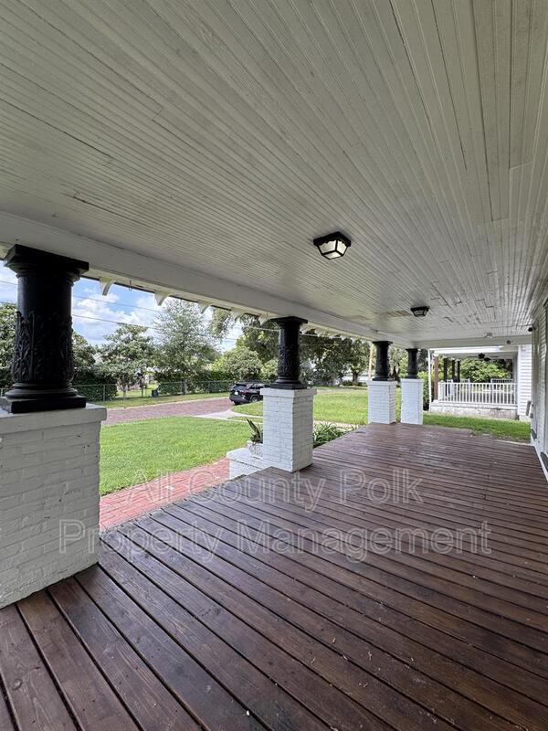 Photo - 1044 W Lime St