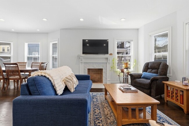 Photo - 67 Everett St Unit 1