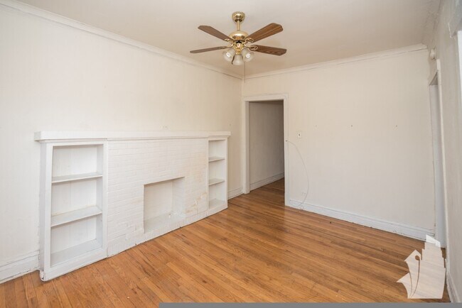 Photo - 2612 W Gunnison St Unit 2612-3R