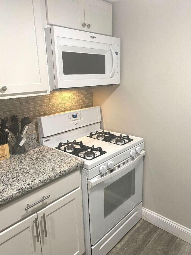 Photo - 1544 Oakridge Rd