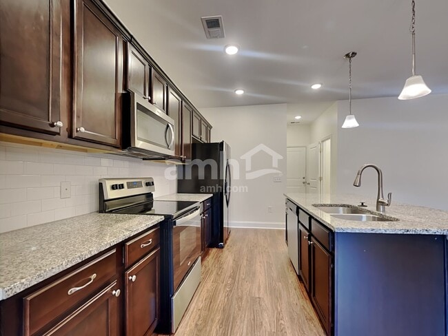 Photo - 1830 Produce Ln