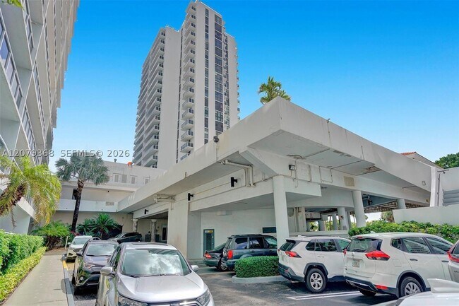 Photo - 20515 E Country Club Dr Unit 346