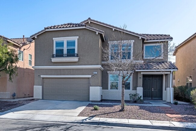 Southwest 5 bd 3 full bath with 2 car gara... - Southwest 5 bd 3 full bath with 2 car gara... House
