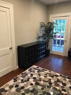 Photo - Charming Remodeled 1 Bedroom / 1 Bathroom on Briarcliff Road -Prime Location!