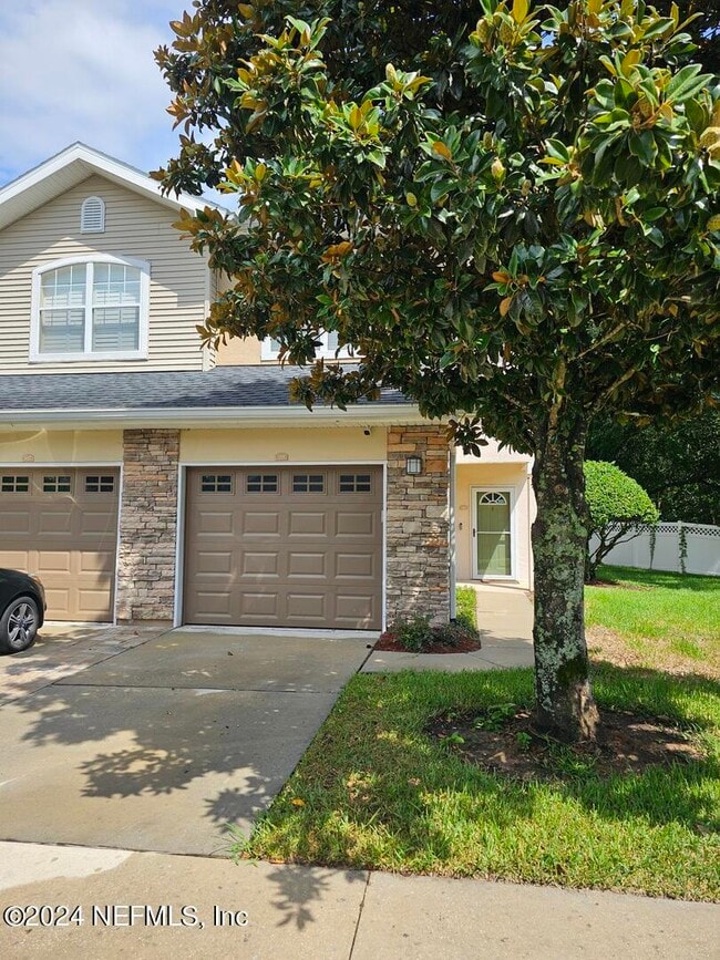 Building Photo - 3750 Silver Bluff Blvd Unit 3008
