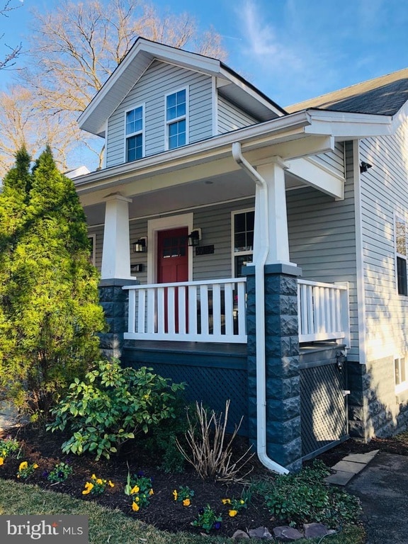 Photo - 3707 Perry St Unidad 2-level furnished home