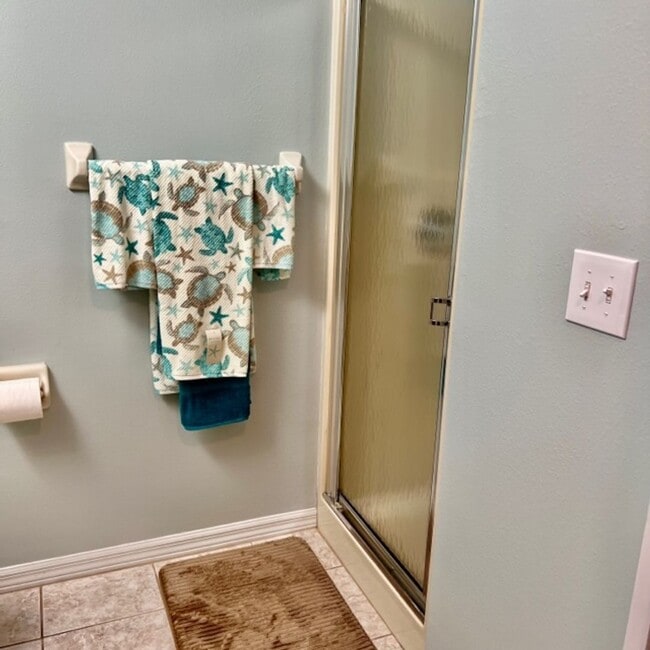 Photo - Beautiful Waterfront 2/2 Furnished Home Av...