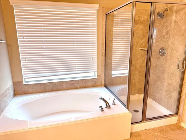 Photo - 5526 Stoneridge Ct