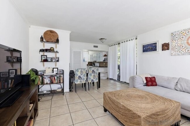 Photo - 4076 Illinois St Unit 4