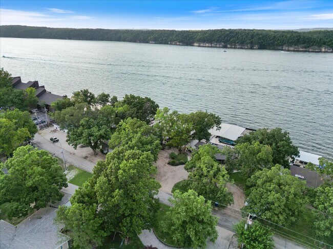 Photo - 5877 Baydy Peak Rd