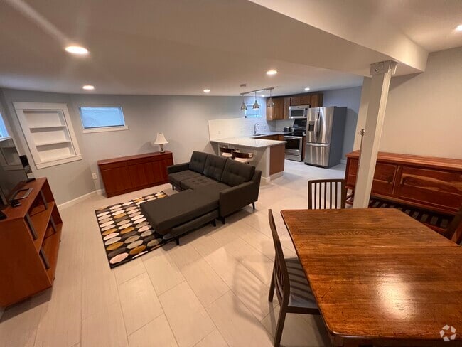 Building Photo - 7321 Takoma Ave Rental
