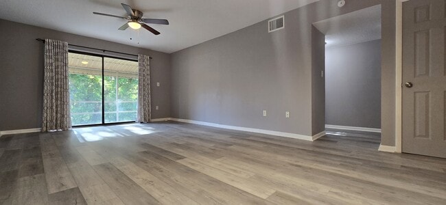 Photo - 130 E Johnson Ave