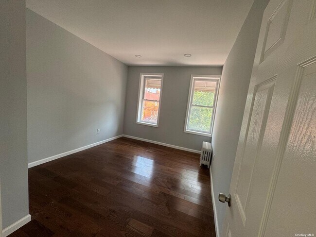 Photo - 1282 Sutter Ave Unit 2