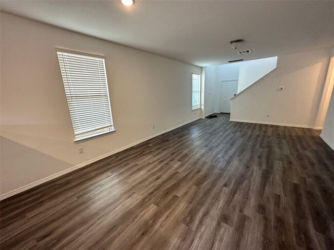 Building Photo - 16492 Moss Ln Rental