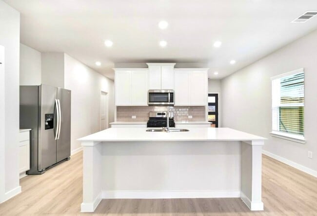 Photo - 32915 Silver Mdw Wy