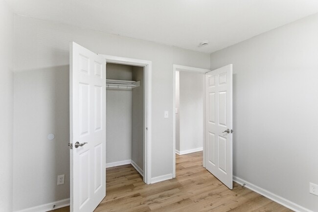 Photo - 297 S Benedict Ave