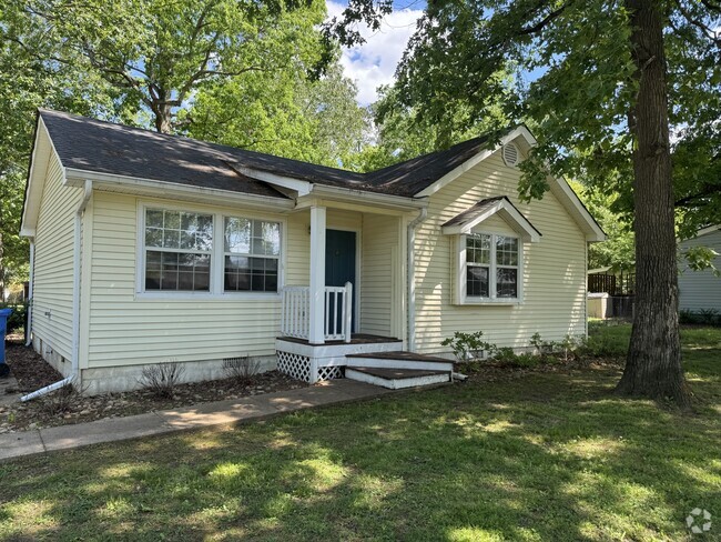 Building Photo - 1120 Shady Rest Rd Rental