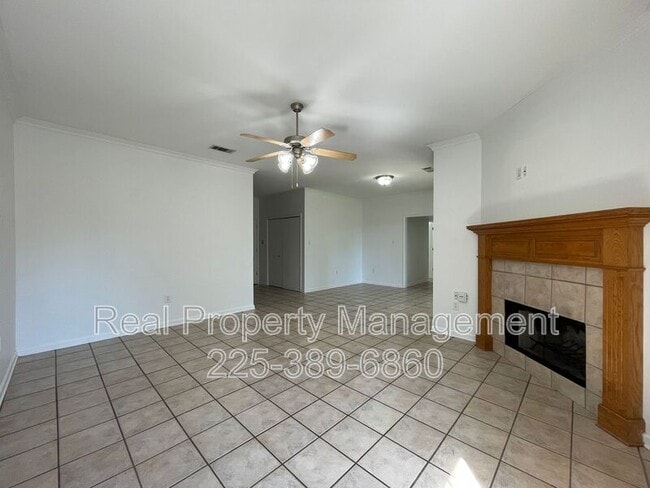 Photo - 9382 Pecan Tree Dr