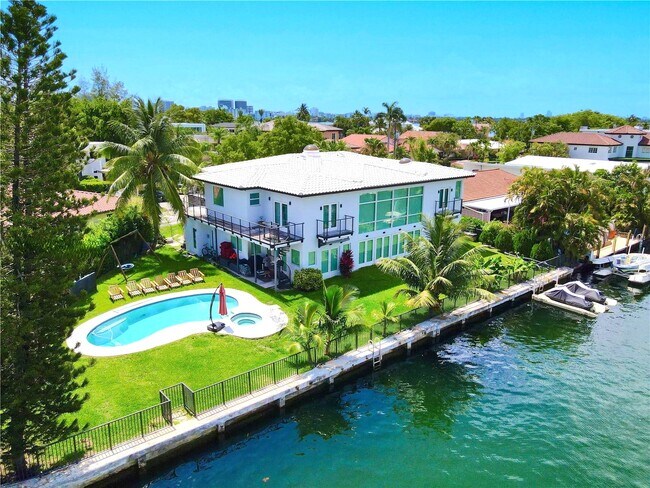 Photo - 13300 Biscayne Bay Ter House