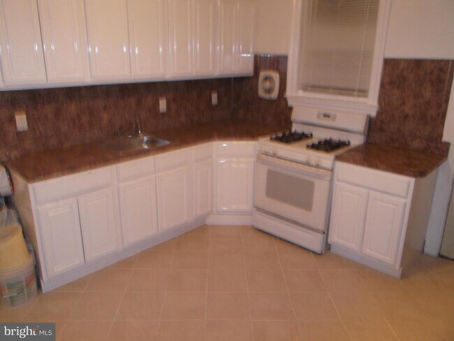1158 Wagner Ave
