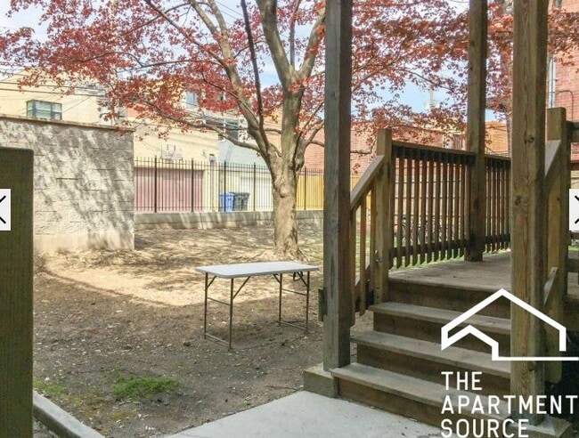 Photo - 2602 N Racine Ave Unit G