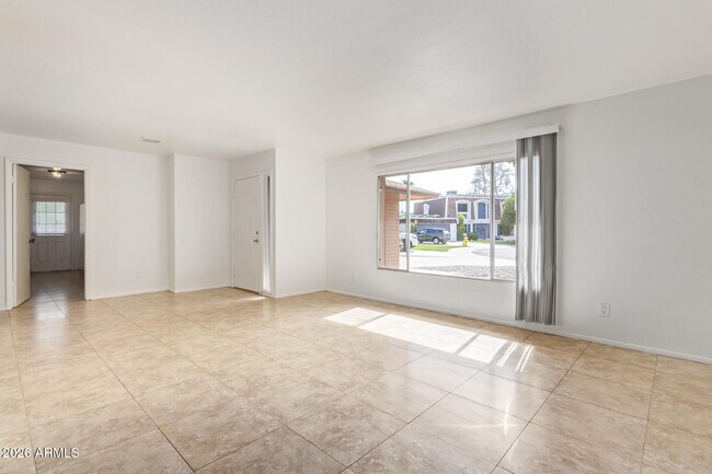 Photo - 3929 S Pine St