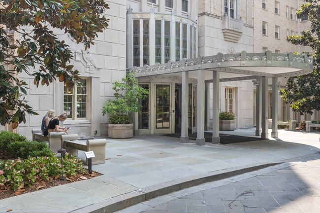 Photo - Kennedy-Warren