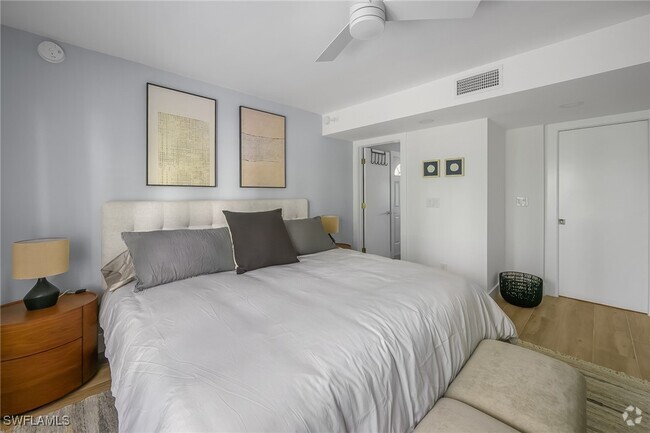 Building Photo - 1742 Bald Eagle Dr Unit A Rental