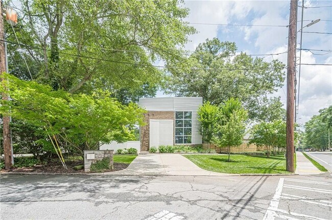 2269 Briarwood Hills Dr NE