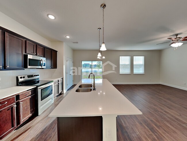 2849 Ponds Trl