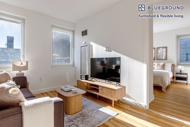 Photo - 70 W 45th St Unidad FL28-ID1394