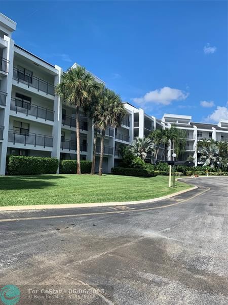 Photo - 16051 Blatt Blvd Unit 103