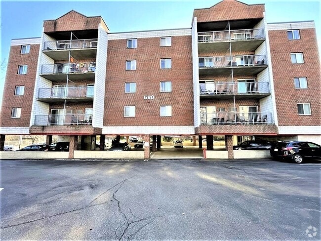 Building Photo - 580 Salem St Unit 29 Rental