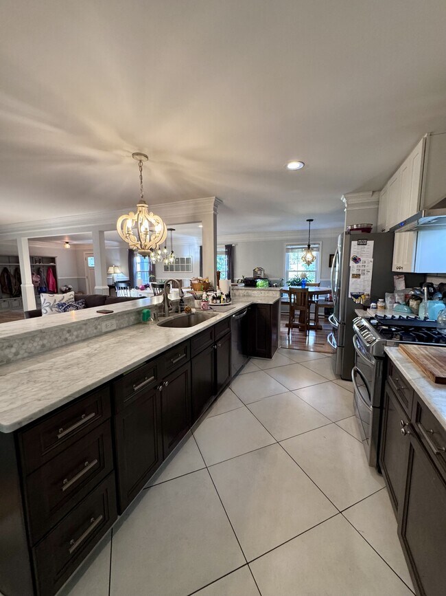 Photo - 190 Westridge Cir