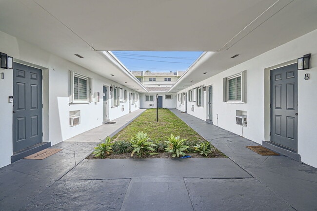 Photo - Parkview I & II