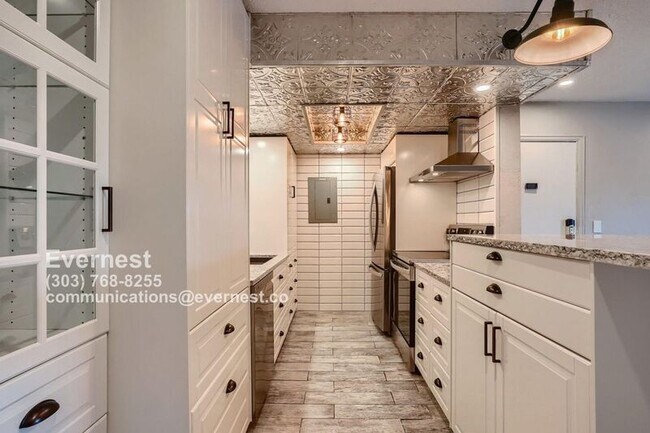 Photo - 8335 Fairmount Dr Unidad 10-207