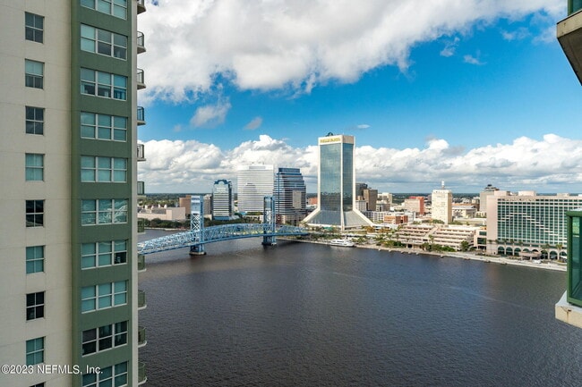 Building Photo - 1431 Riverplace Blvd Unit 2104-1