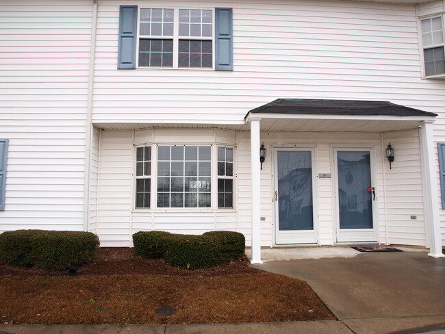 Photo - 3943 Sterling Pointe Dr Townhome