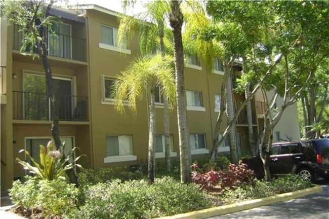 Building Photo - 1089 Benoist Farms Rd Unit 301