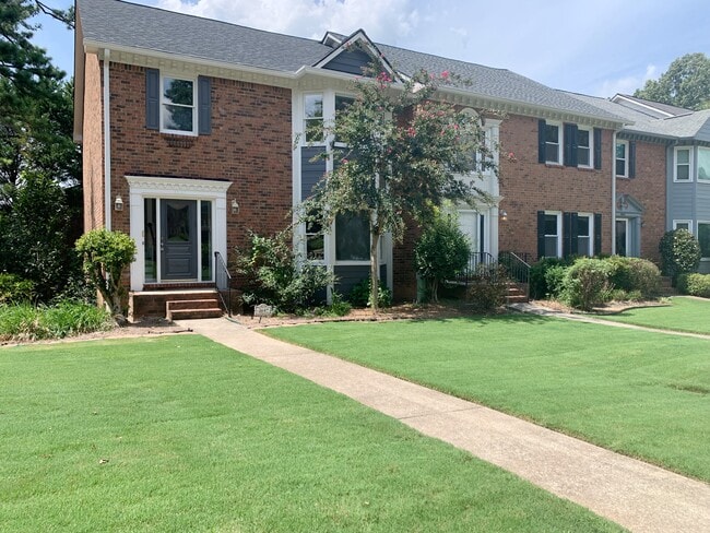 Photo - 3687 Orchard St