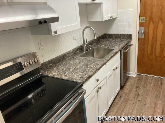 Photo - 28 Faxon St Unidad 4