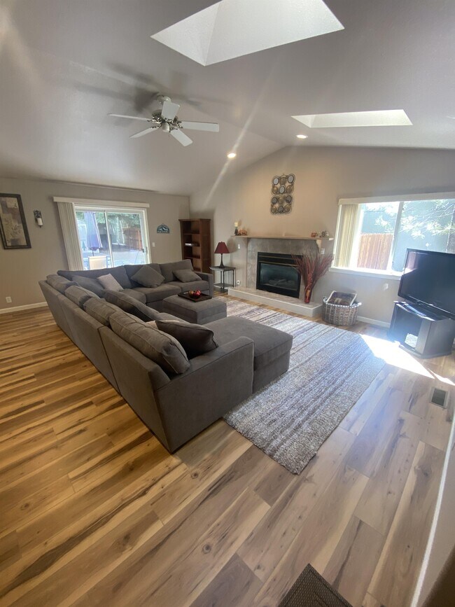 Photo - 1879 Bella Coola Dr