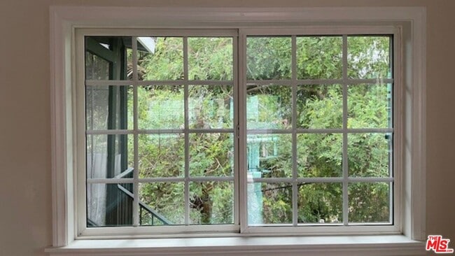 Photo - 4112 Ocean View Blvd Unidad 1/2