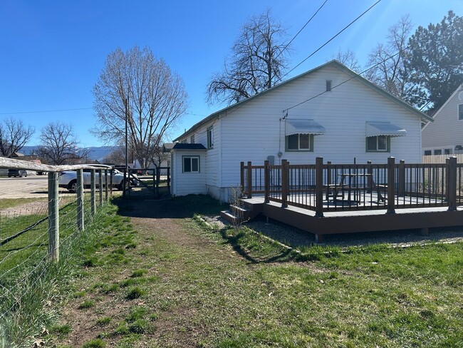 Photo - Cozy 2 Bed, 1 Bath Cottage in the Heart of Hamilton