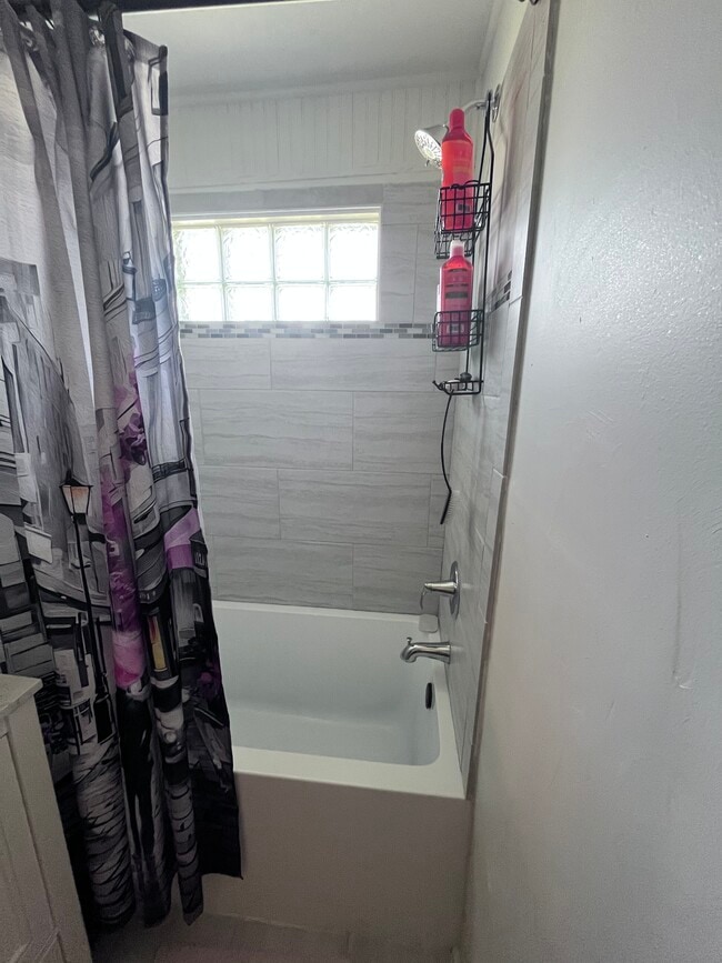 Photo - 116 Edwards St