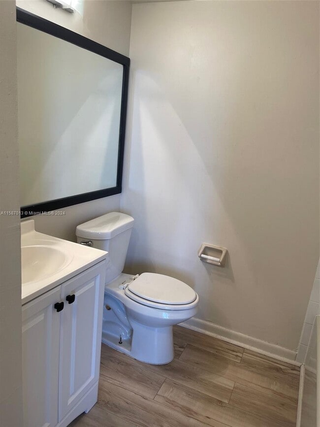 Photo - 210 Lake Pointe Dr Unit #308